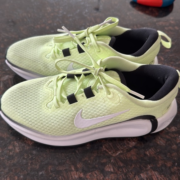 Nike infinity flow yellow/green sneakers - Picture 3 of 3